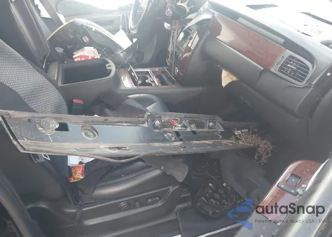 2011 Chevrolet Suburban 1500 Ltz из США, поврежденный, VIN 1GNSCKE04BR175653